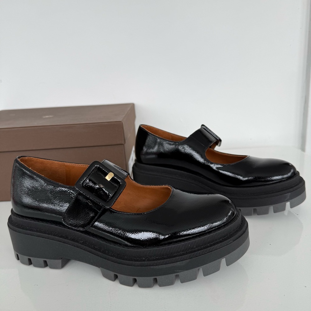 Black Patent Leather Platform Mary Jane Shoes